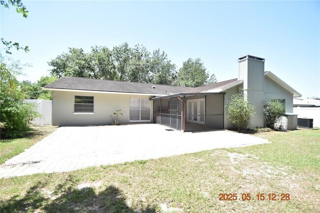 Building Photo - 4008 Briarlake Dr