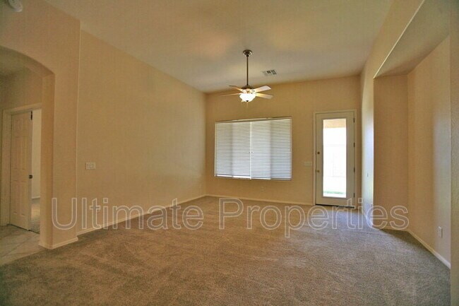 Building Photo - 14443 W Hearn Rd