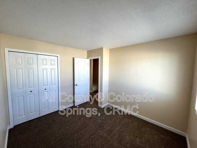 Building Photo - 3074 Starlight Cir