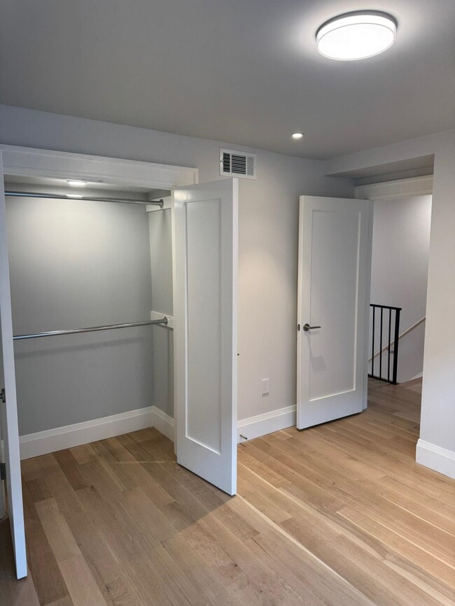 Building Photo - 625 Court St