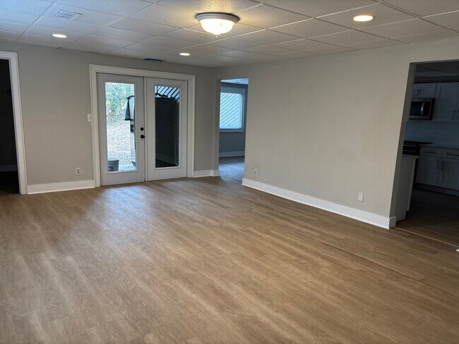 Building Photo - 3691 Ashford Dunwoody Rd NE