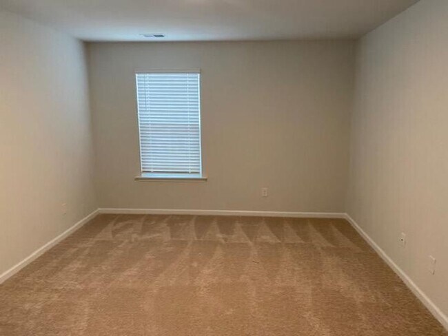 Building Photo - Cane Bay 4BR in Pine Hills Subdivision