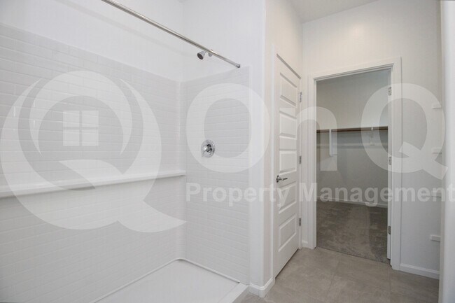 Building Photo - 20900 S 231st Way