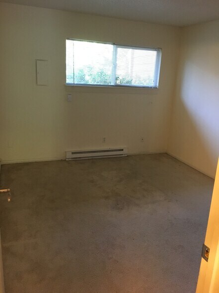Bedroom - 3111 Southeast Belmont Street