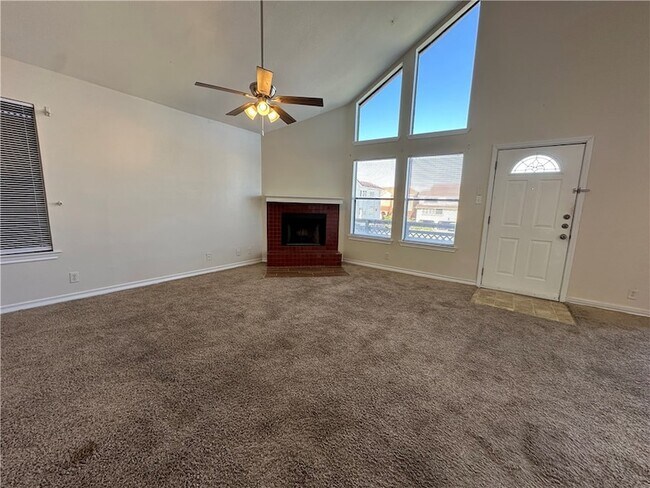 Building Photo - 738 Imperial Harbor Dr