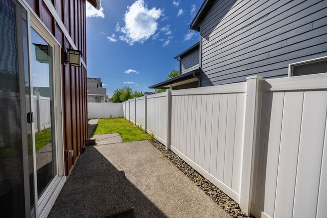 Building Photo - Three bedroom home one block from Battle Ground Village. - With AC