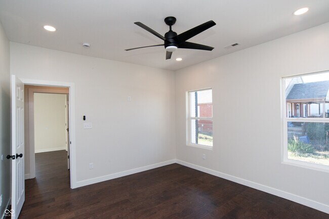 Building Photo - 3226 Keystone Lakes Way