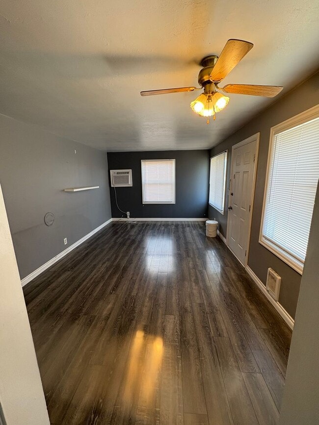 Building Photo - Cute Home in Ephrata
