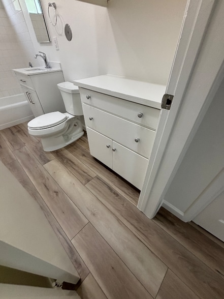 Building Photo - 820 S Rosemead Blvd