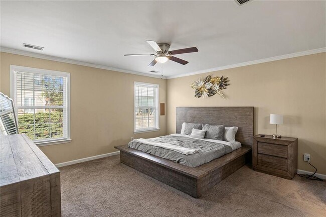 Building Photo - 513 Constellation Overlook SW