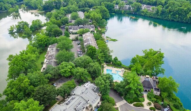 Hilltop View - 1450 Cliff Ct