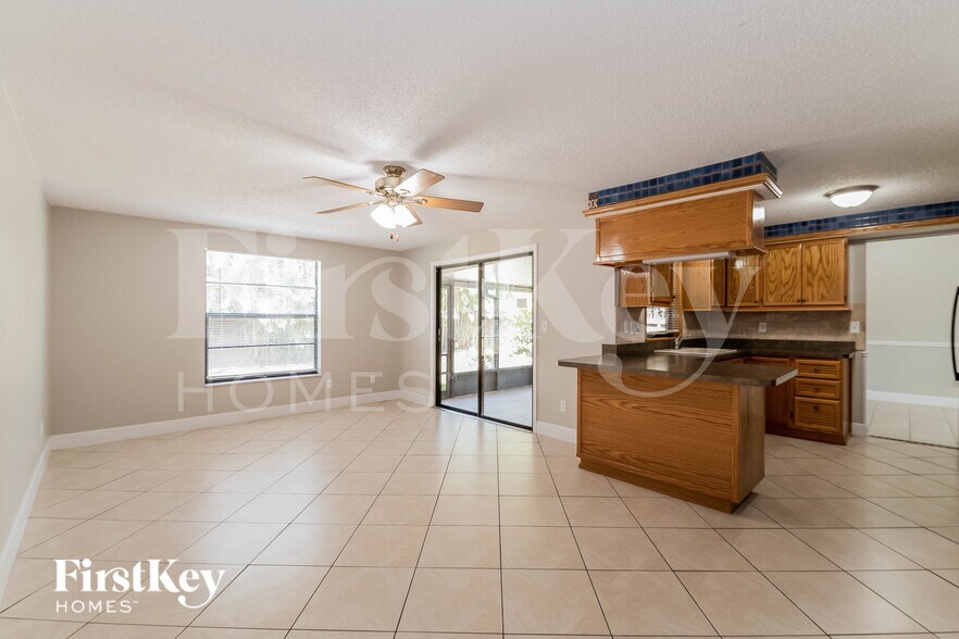 Building Photo - 17440 Lebanon Rd