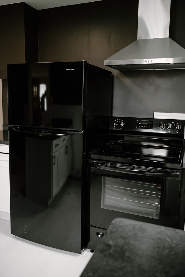 Building Photo - 354 Terrace Blvd