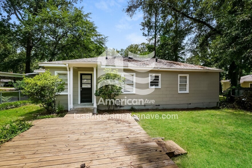 Building Photo - 4273 Adams St