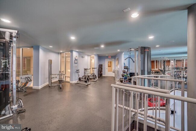 Building Photo - 7 Granite Pl