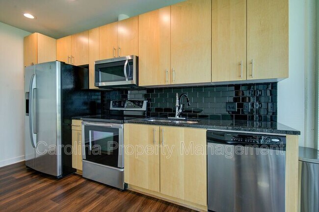 Building Photo - 210 N Church St