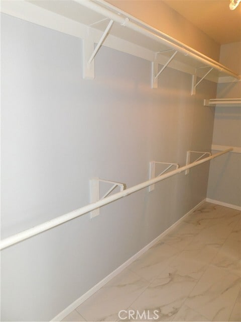 Building Photo - 2180 Hedgerow Ln