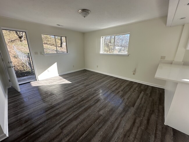 upstairs dining room - 469 W Circle Dr