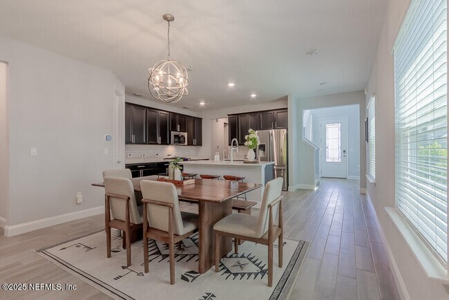 Building Photo - 348 Clifton Bay Lp