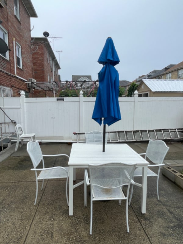 Building Photo - 164 164th St