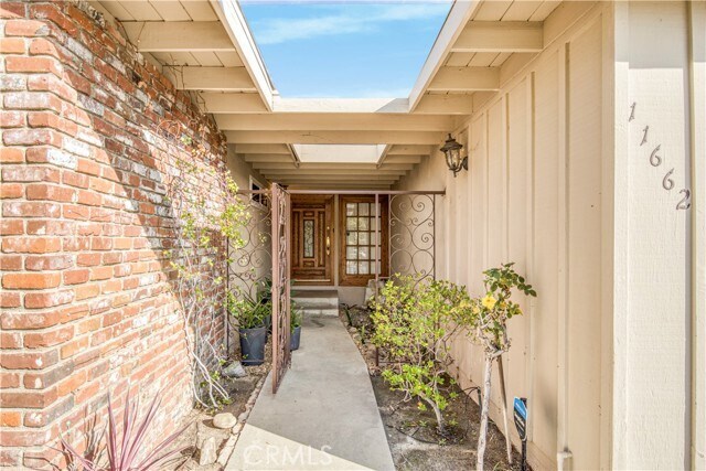 Primary Photo - 11662 Curry Ave