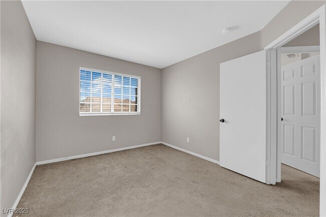 Building Photo - 340 Rancho Del Norte Dr