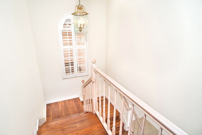 Building Photo - 12021 Falcon Crest Way