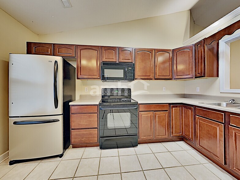 Building Photo - 7044 Pelsor Ln