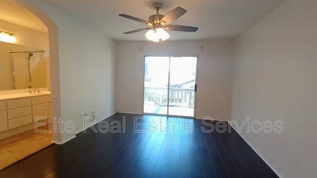 Building Photo - 1866 Via Capri St