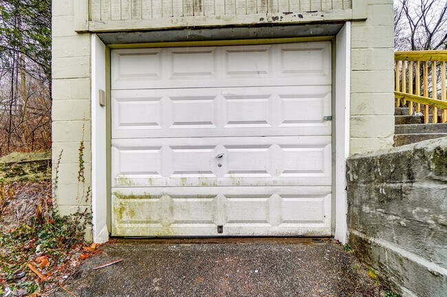 Building Photo - Three Bedroom Home in Covington!
