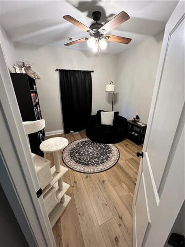 Building Photo - Beautiful One year old 3 BR 2 bath home
