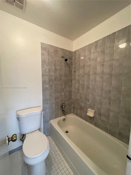 Building Photo - 12370 SW 52nd Pl