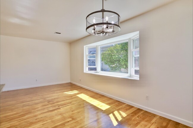 Building Photo - 6207 Newkirk Ave