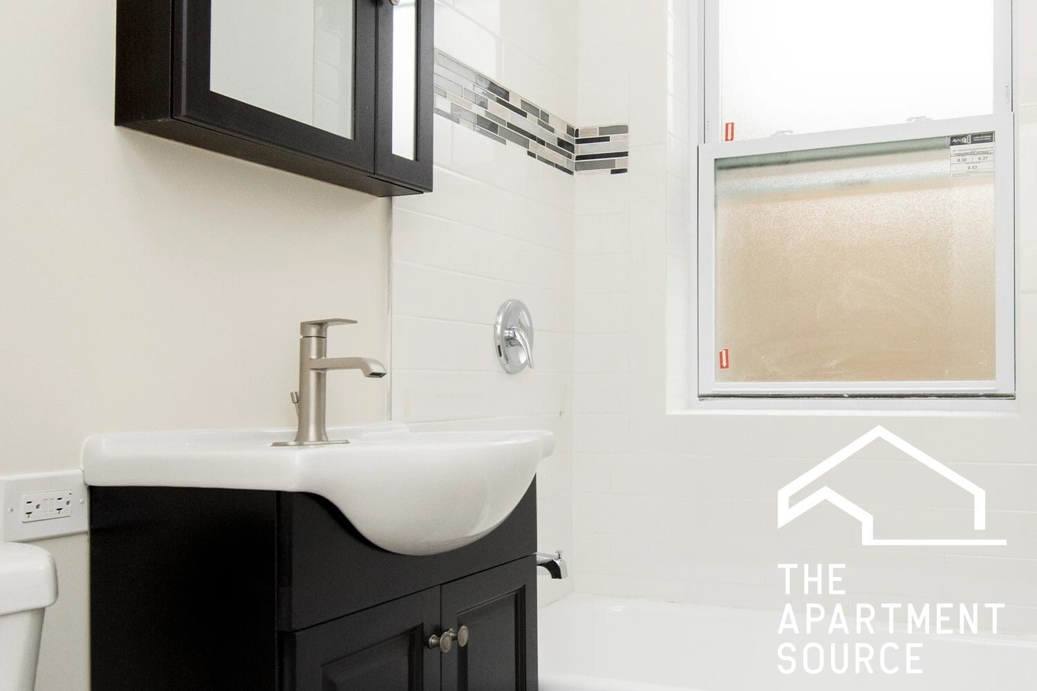 Building Photo - 918 Green Bay Rd