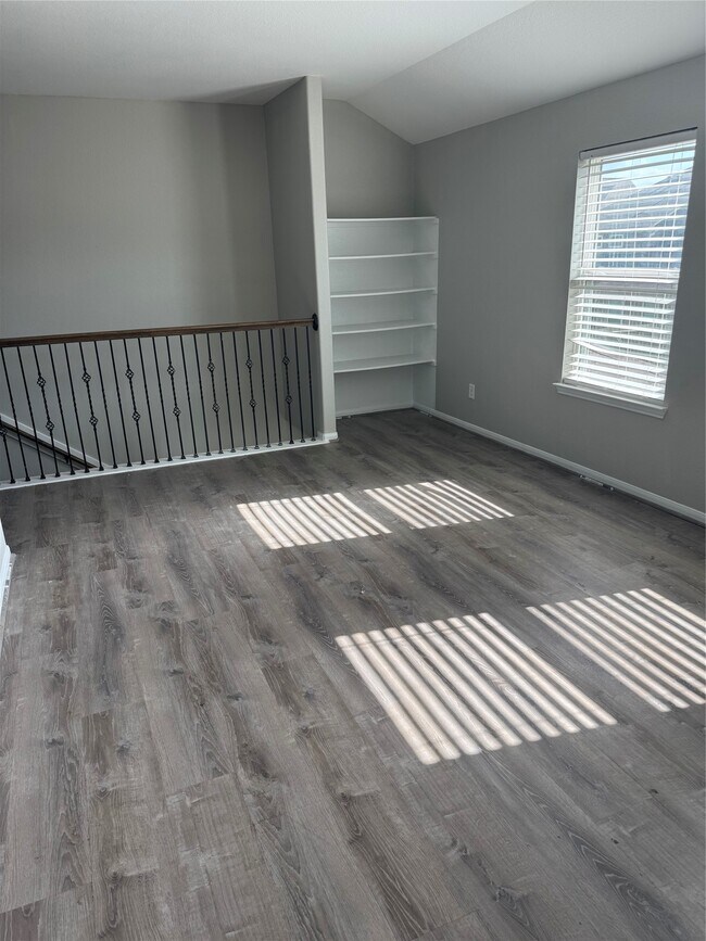 Building Photo - 8814 Alpine Wood Wy