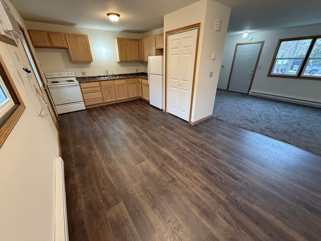 Building Photo - 1115 Lancaster St