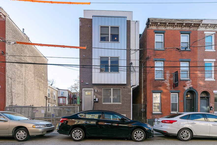 Building Photo - 1628 N Willington St