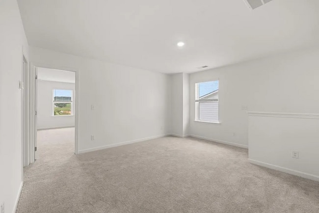 Building Photo - 81 Saddlebred Wy
