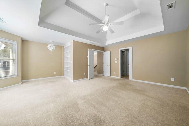 Building Photo - 130 Candler Ct