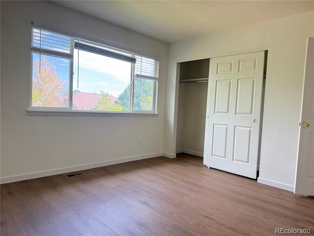 Building Photo - 11376 Jersey Dr