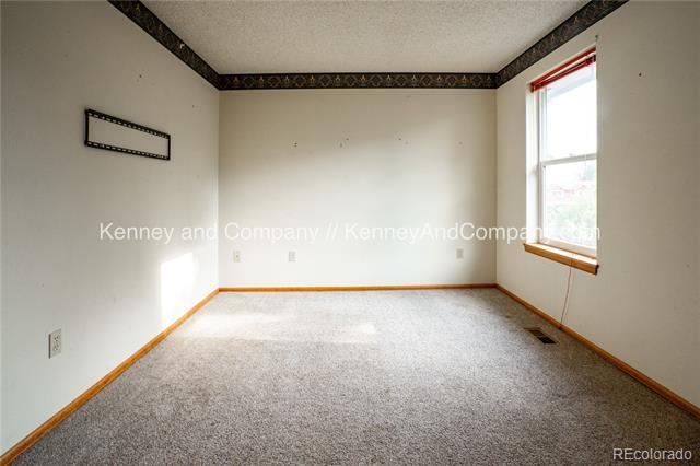 Building Photo - 8909 Alpine Valley Dr