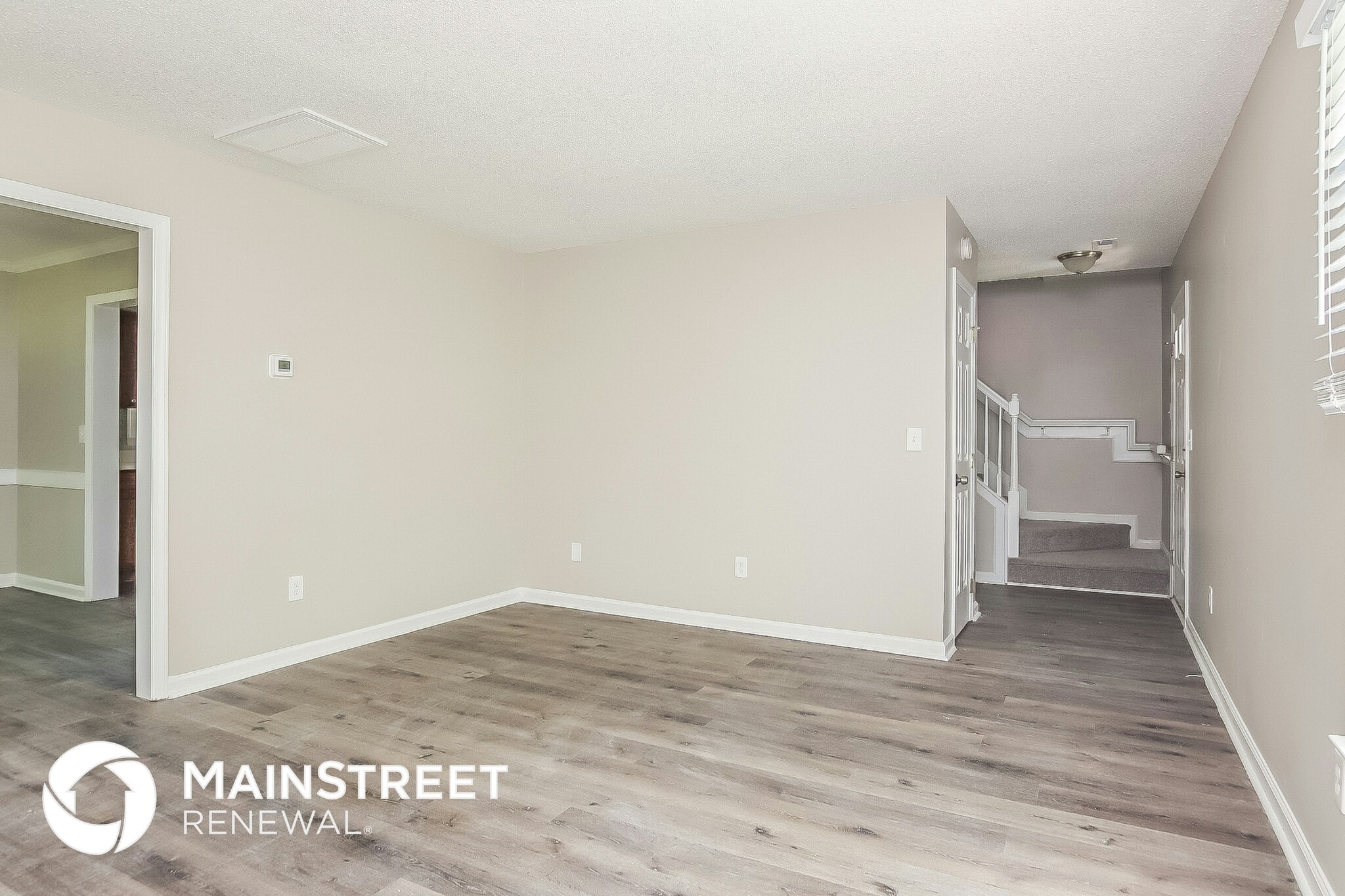 Building Photo - 3345 Daingerfield Dr