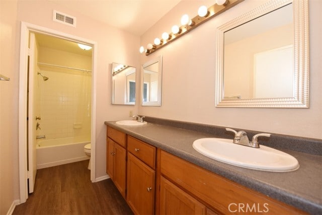 Building Photo - 6 Exeter