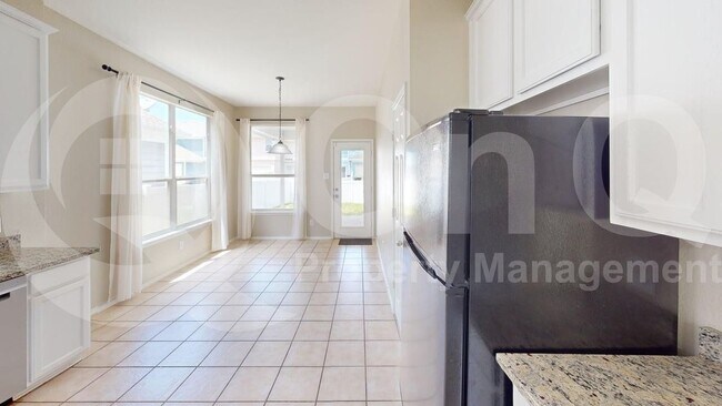 Building Photo - 10301 Waterbury Dr