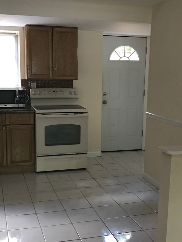 Building Photo - 78 Morewood Dr