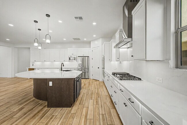 Building Photo - 1277 E Tonto Dr