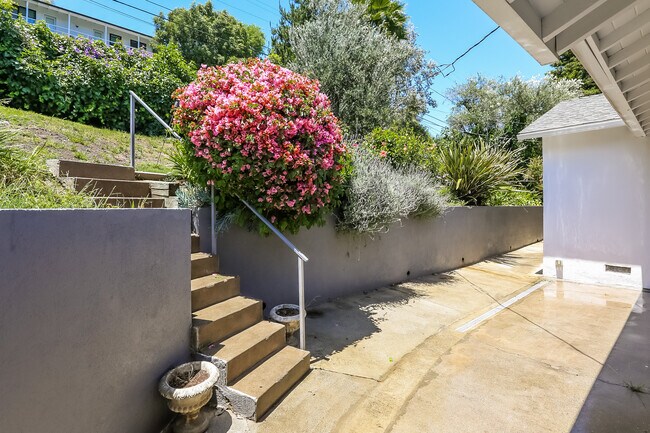 Rear Patio - 4059 Woodman Cyn