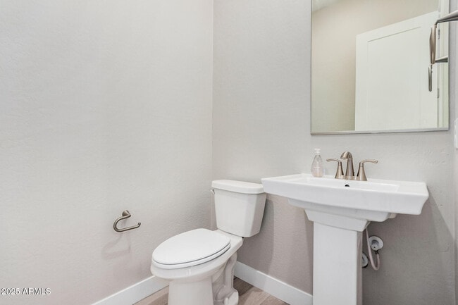 Building Photo - 1882 N 140th Dr