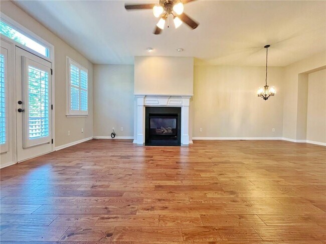 Building Photo - 525 Grove Field Ct NW