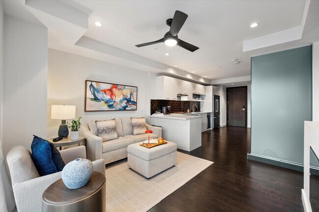 Building Photo - 4422 N 75th St